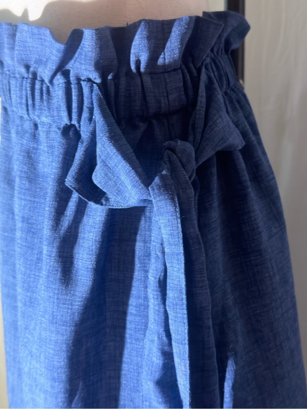 Umgee Blue Chambray Paper Bag Waist Midi Fringe Hem Skirt Boho Size Medium - Picture 4 of 8